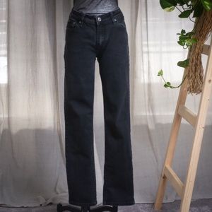 Levi’s Mid Rise Skinny Jean.